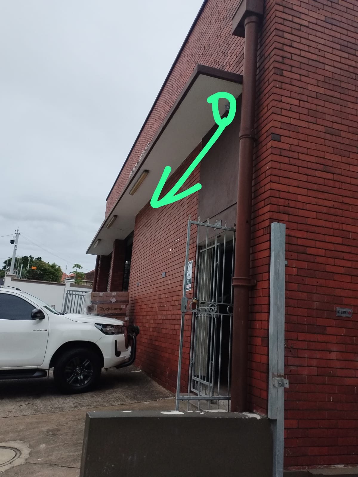 CCTV camera relying on stable network and power recovery