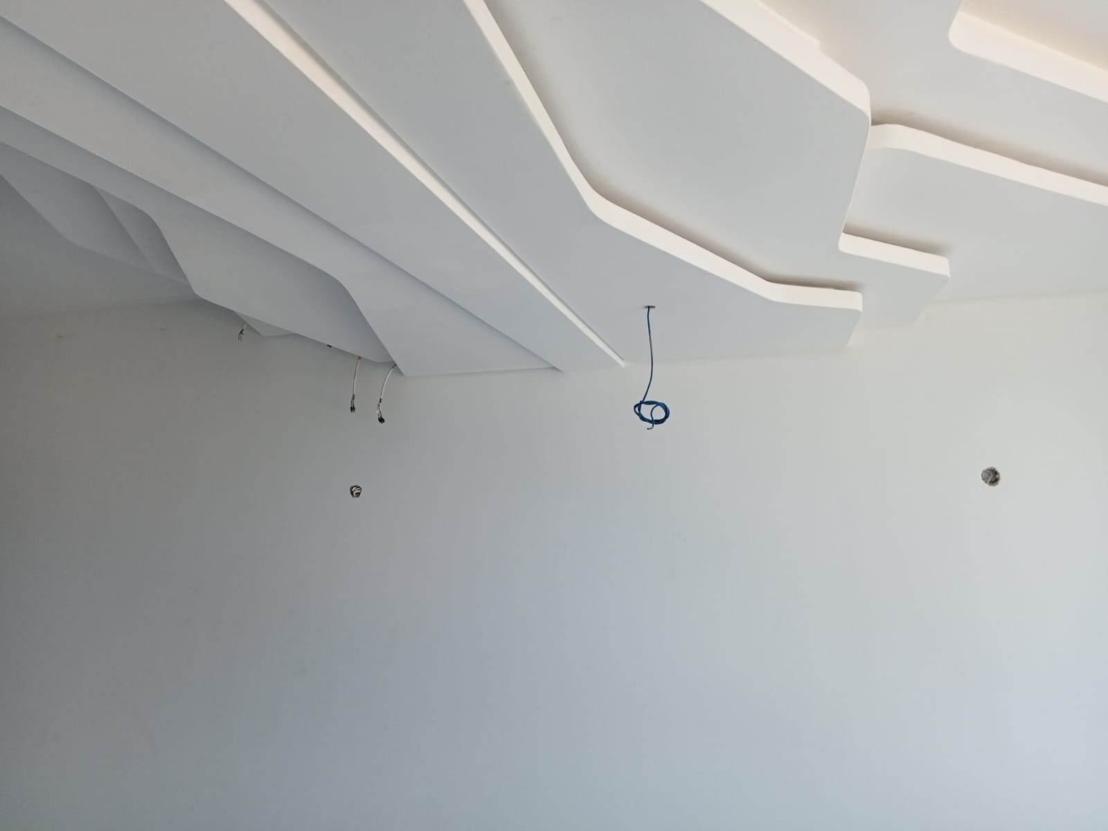 nonoti site multi layerd led strip light pre planning and installing of dali drivers